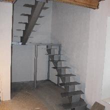 Лестница на монокосоуре из листа